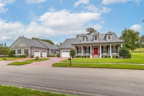 House in Brooksville, Florida 4 bedrooms, 620.96 sq.m. № 2421658 - photo 25