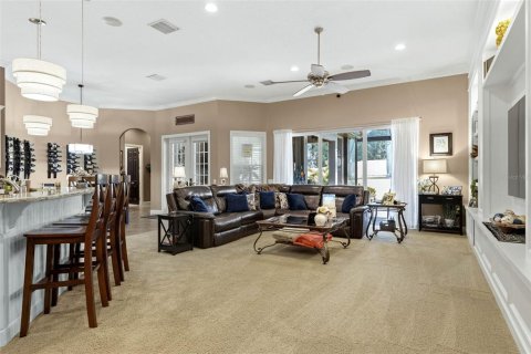 House in Brooksville, Florida 4 bedrooms, 620.96 sq.m. № 2421658 - photo 6