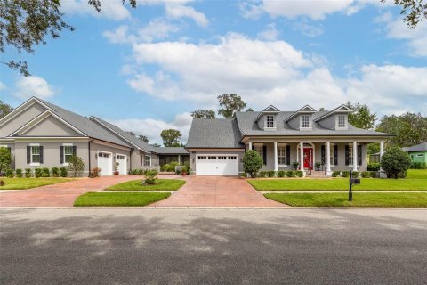 House in Brooksville, Florida 4 bedrooms, 620.96 sq.m. № 2421658 - photo 22