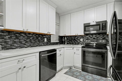 Copropriété à vendre à Coconut Creek, Floride: 3 chambres, 104.05 m2 № 1994293 - photo 22