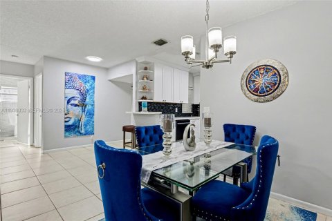 Copropriété à vendre à Coconut Creek, Floride: 3 chambres, 104.05 m2 № 1994293 - photo 18