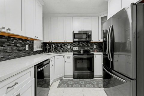 Copropriété à vendre à Coconut Creek, Floride: 3 chambres, 104.05 m2 № 1994293 - photo 24