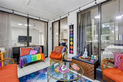 Copropriété à vendre à Coconut Creek, Floride: 3 chambres, 104.05 m2 № 1994293 - photo 16