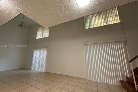 Condominio en venta en Miami, Florida, 3 dormitorios, 133.97 m2 № 2252356 - foto 2