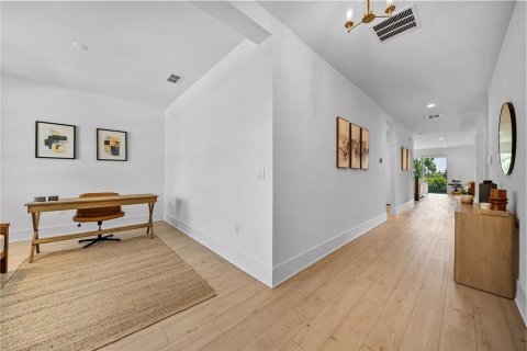 Снять в аренду виллу или дом в Апопка, Флорида 1 комната, 316.61м2, № 2197445 - фото 4