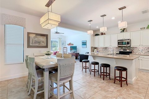 House in Poinciana, Florida 2 bedrooms, 274.62 sq.m. № 1516357 - photo 20