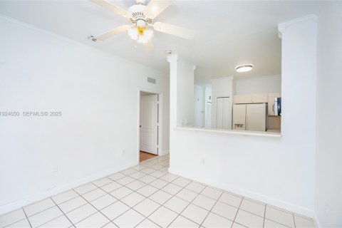 Снять в аренду кондоминиум в Хомстед, Флорида 2 спальни, 84.91м2, № 1982972 - фото 10