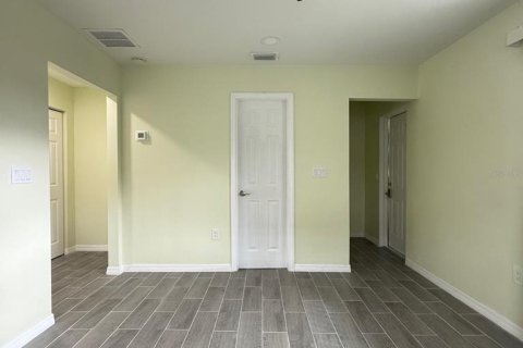 Apartamento en alquiler en North Port, Florida, 1 dormitorio, 46.45 m2 № 1532542 - foto 4