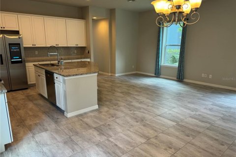 House in Fish Hawk, Florida 4 bedrooms, 225.94 sq.m. № 2148310 - photo 20