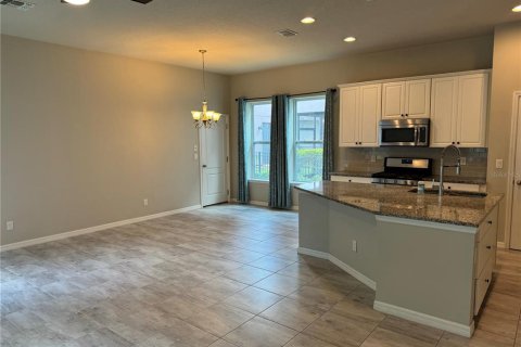 House in Fish Hawk, Florida 4 bedrooms, 225.94 sq.m. № 2148310 - photo 18