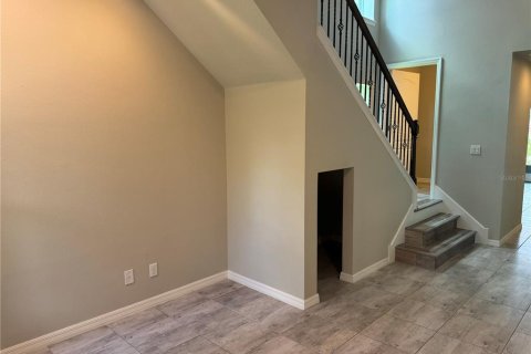 House in Fish Hawk, Florida 4 bedrooms, 225.94 sq.m. № 2148310 - photo 7