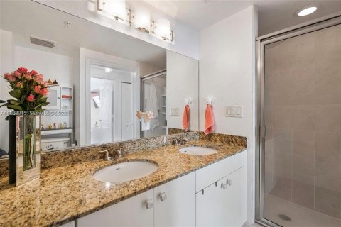 Copropriété à louer à Hollywood, Floride: 1 chambre, 69.21 m2 № 2023966 - photo 5