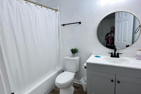 Adosado en alquiler en Davenport, Florida, 4 dormitorios, 138.61 m2 № 1910736 - foto 19