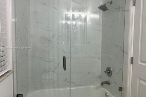 Villa ou maison à louer à Coral Springs, Floride: 3 chambres, 111.48 m2 № 2017971 - photo 14