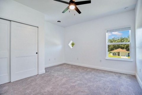 House in Sanford, Florida 4 bedrooms, 182.83 sq.m. № 2390978 - photo 20