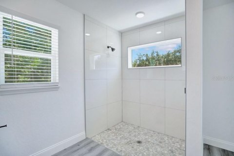 House in Sanford, Florida 4 bedrooms, 182.83 sq.m. № 2390978 - photo 16