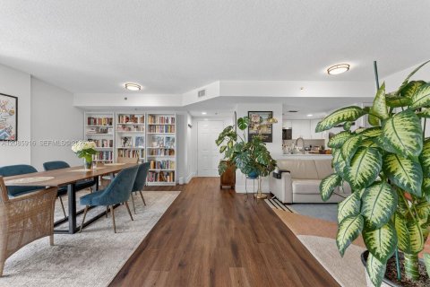 Condo à Miami, Floride, 2 chambres  № 2359554