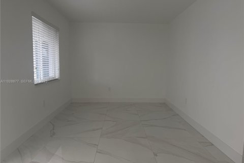 Appartement à louer à Miami, Floride: 2 chambres, 57.6 m2 № 1987427 - photo 7