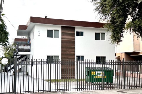 Appartement à louer à Miami, Floride: 2 chambres, 57.6 m2 № 1987427 - photo 2