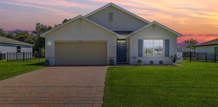 House in Punta Gorda, Florida 4 bedrooms, 169.83 sq.m. № 1851408
