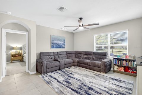 House in Punta Gorda, Florida 4 bedrooms, 169.83 sq.m. № 1851408 - photo 10