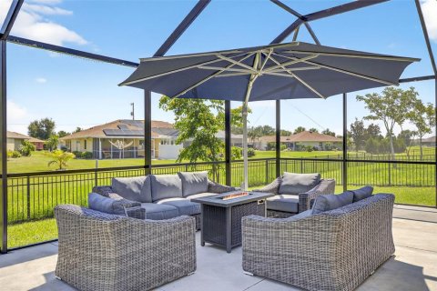House in Punta Gorda, Florida 4 bedrooms, 169.83 sq.m. № 1851408 - photo 24