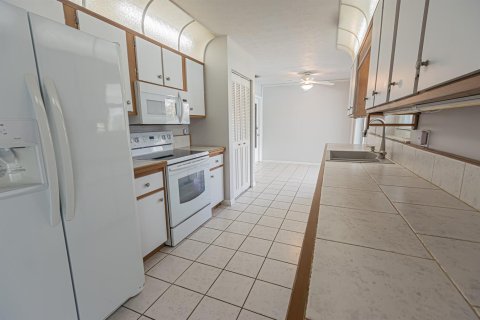Villa ou maison à vendre à Port St. Lucie, Floride: 3 chambres, 121.61 m2 № 2078314 - photo 7