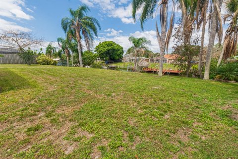 Villa ou maison à vendre à Port St. Lucie, Floride: 3 chambres, 121.61 m2 № 2078314 - photo 30