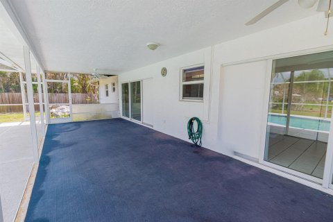 Villa ou maison à vendre à Port St. Lucie, Floride: 3 chambres, 121.61 m2 № 2078314 - photo 18