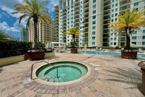 Condominio en alquiler en Sarasota, Florida, 2 dormitorios, 137.87 m2 № 1833364 - foto 21