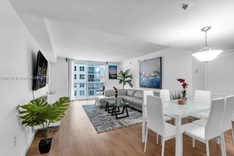 Купить кондоминиум в Майами, Флорида 2 спальни, 95.69м2, № 1957608 - фото 4