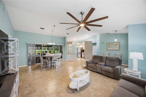 Villa ou maison à vendre à Rotonda, Floride: 3 chambres, 174.1 m2 № 2408345 - photo 5