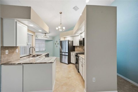 Villa ou maison à vendre à Rotonda, Floride: 3 chambres, 174.1 m2 № 2408345 - photo 10