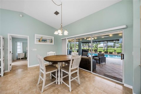 Villa ou maison à vendre à Rotonda, Floride: 3 chambres, 174.1 m2 № 2408345 - photo 9