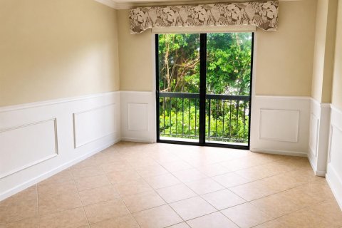 Condo in Juno Beach, Florida, 2 bedrooms № 2245241 - photo 6