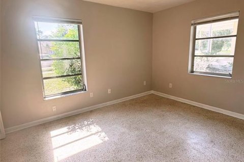 Casa en venta en Spring Hill, Florida, 3 dormitorios, 104.79 m2 № 1903111 - foto 8