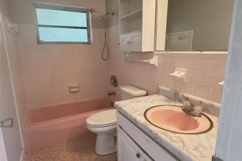 Casa en venta en Spring Hill, Florida, 3 dormitorios, 104.79 m2 № 1903111 - foto 10