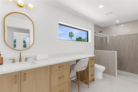 Casa en alquiler en Tampa, Florida, 3 dormitorios, 303.79 m2 № 1901710 - foto 25