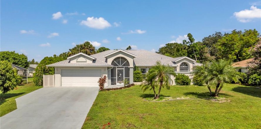House in Port Charlotte, Florida 3 bedrooms, 197.05 sq.m. № 1841958