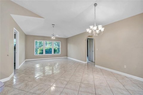 House in Port Charlotte, Florida 3 bedrooms, 197.05 sq.m. № 1841958 - photo 3