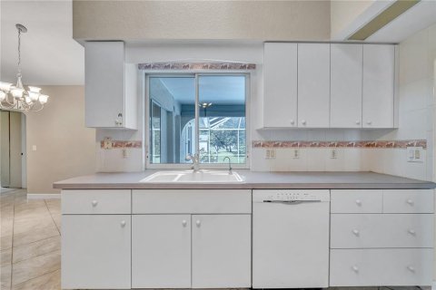 House in Port Charlotte, Florida 3 bedrooms, 197.05 sq.m. № 1841958 - photo 20