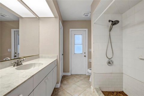 House in Port Charlotte, Florida 3 bedrooms, 197.05 sq.m. № 1841958 - photo 25