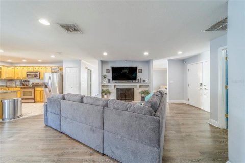 Casa en alquiler en Seminole, Florida, 3 dormitorios, 193.52 m2 № 1808846 - foto 4