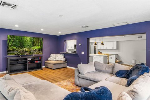 Villa ou maison à vendre à Winter Springs, Floride: 4 chambres, 253.53 m2 № 2408686 - photo 5