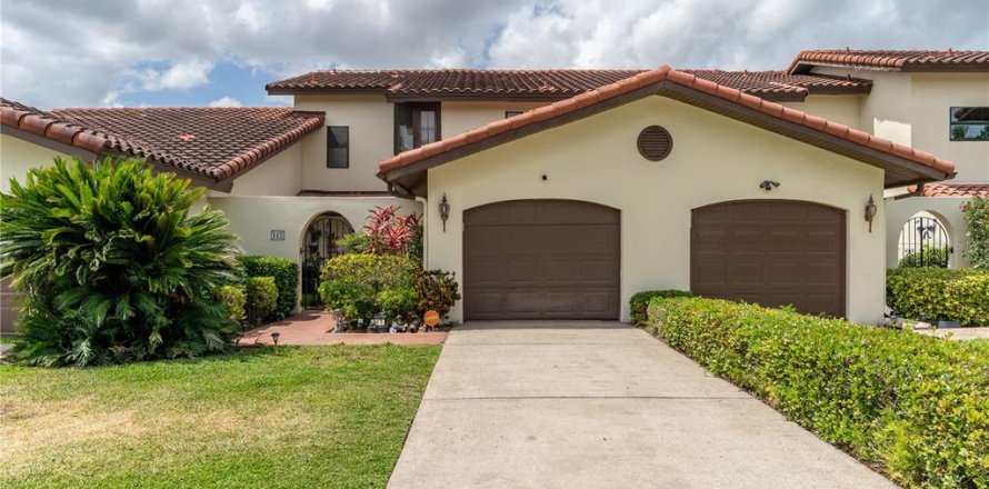 Adosado en Haines City, Florida 3 dormitorios, 171.31 m2 № 1625216