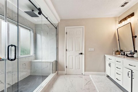 Villa ou maison à vendre à Kissimmee, Floride: 3 chambres, 221.76 m2 № 2406293 - photo 5