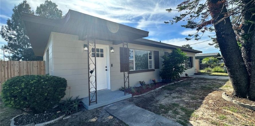 Villa ou maison à Winter Haven, Floride 3 chambres, 124.12 m2 № 1899747