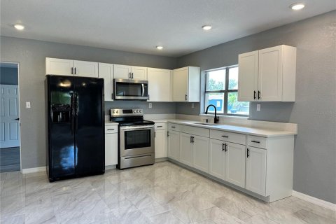 Casa en venta en Winter Haven, Florida, 3 dormitorios, 124.12 m2 № 1899747 - foto 10