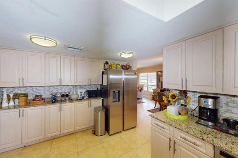 House in West Palm Beach, Florida 3 bedrooms, 167.6 sq.m. № 2085235 - photo 18
