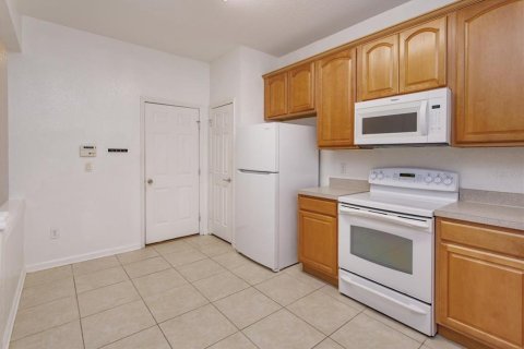 Touwnhouse à vendre à Sanford, Floride: 3 chambres, 156.73 m2 № 2373936 - photo 6